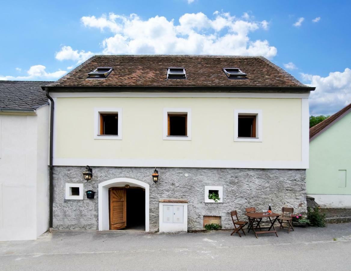Вилла Weinkellerurlaub Roeschitz Roggendorf Экстерьер фото